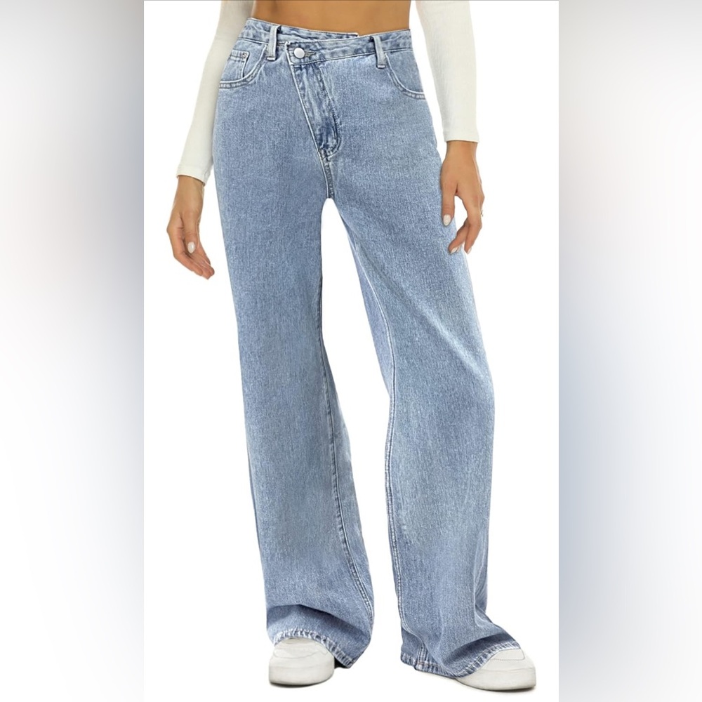Women's Wide Leg Light Blue Jeans